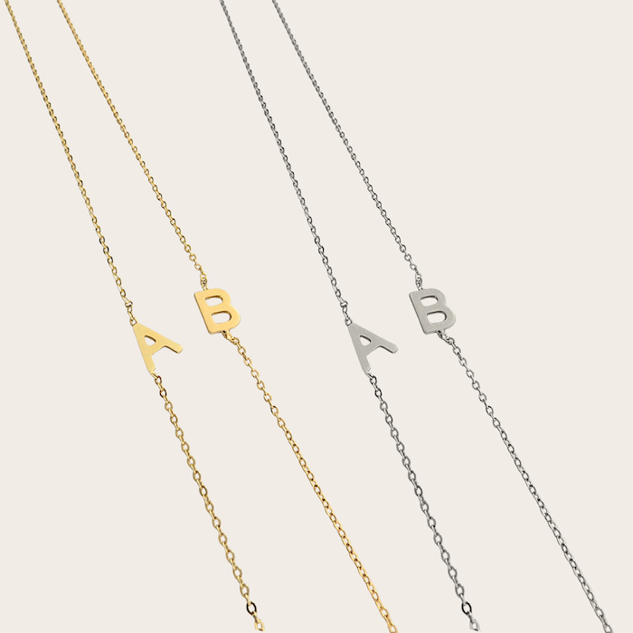 Pulseira Letra de Lado