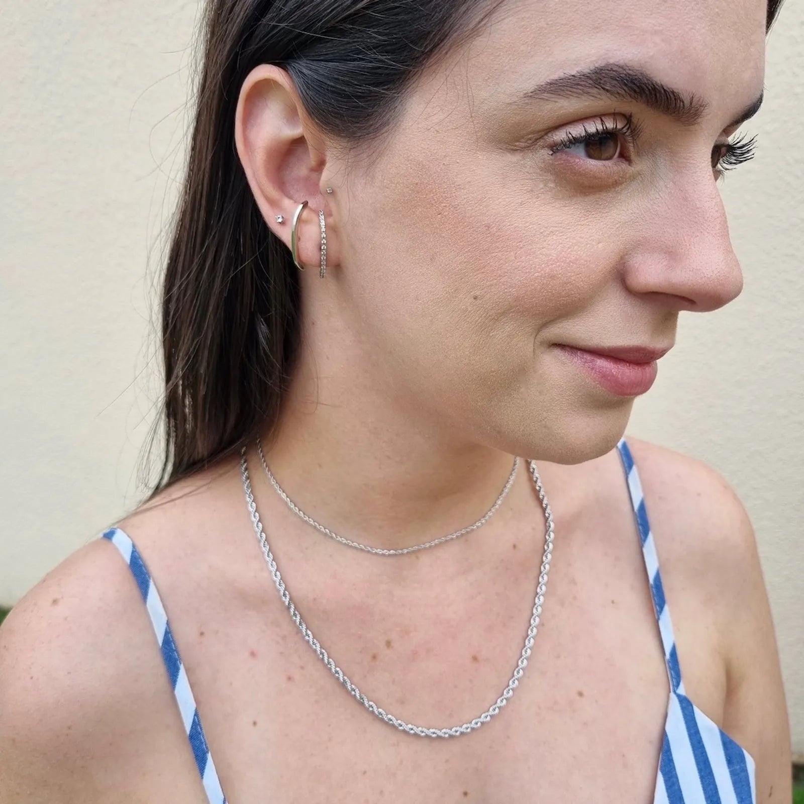 Brinco Ear Hook Cravejado Las