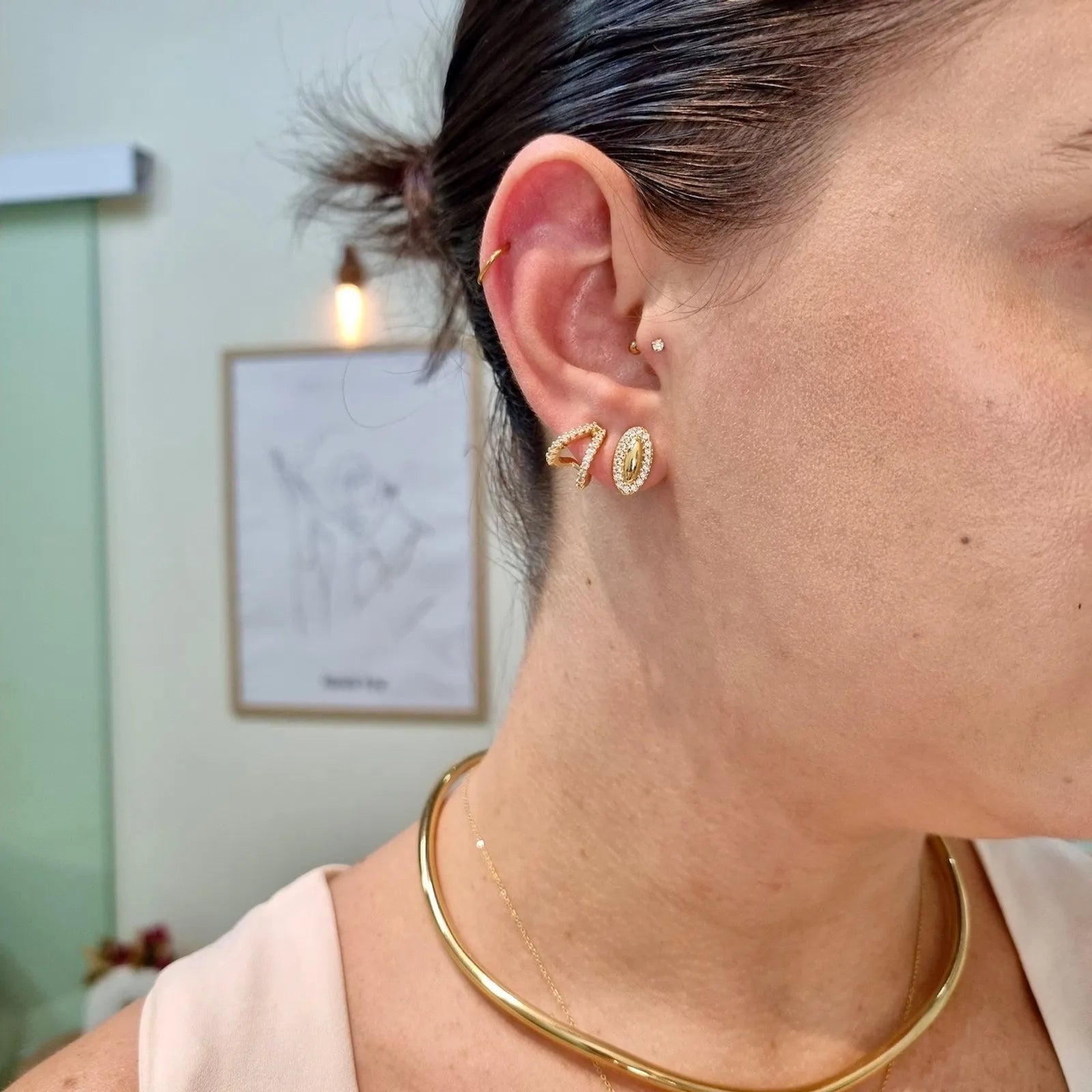 Piercing Ponto de Luz Labret Ouro