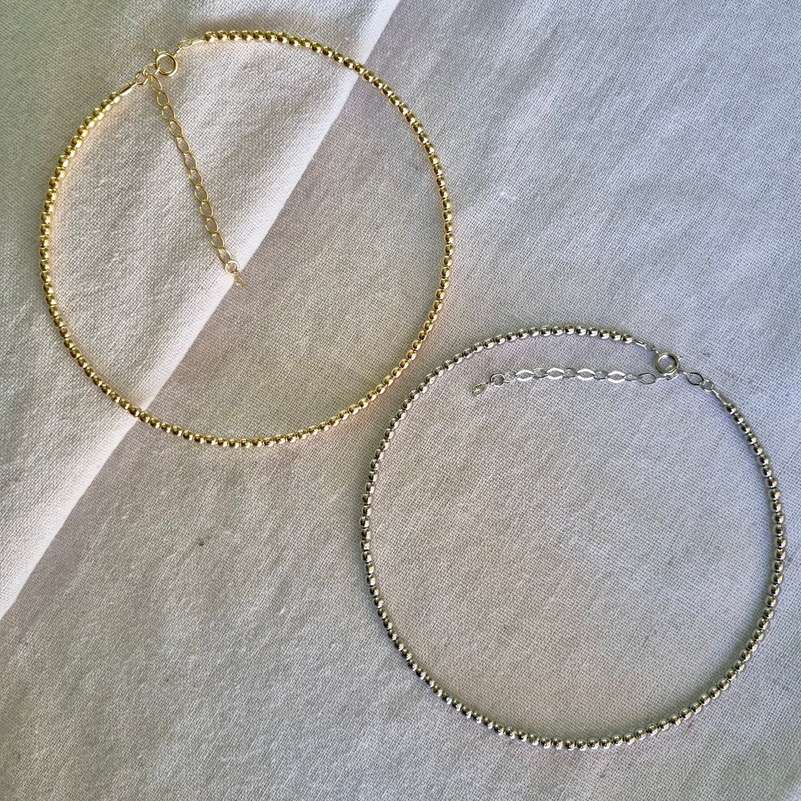 Colar Choker Esferas