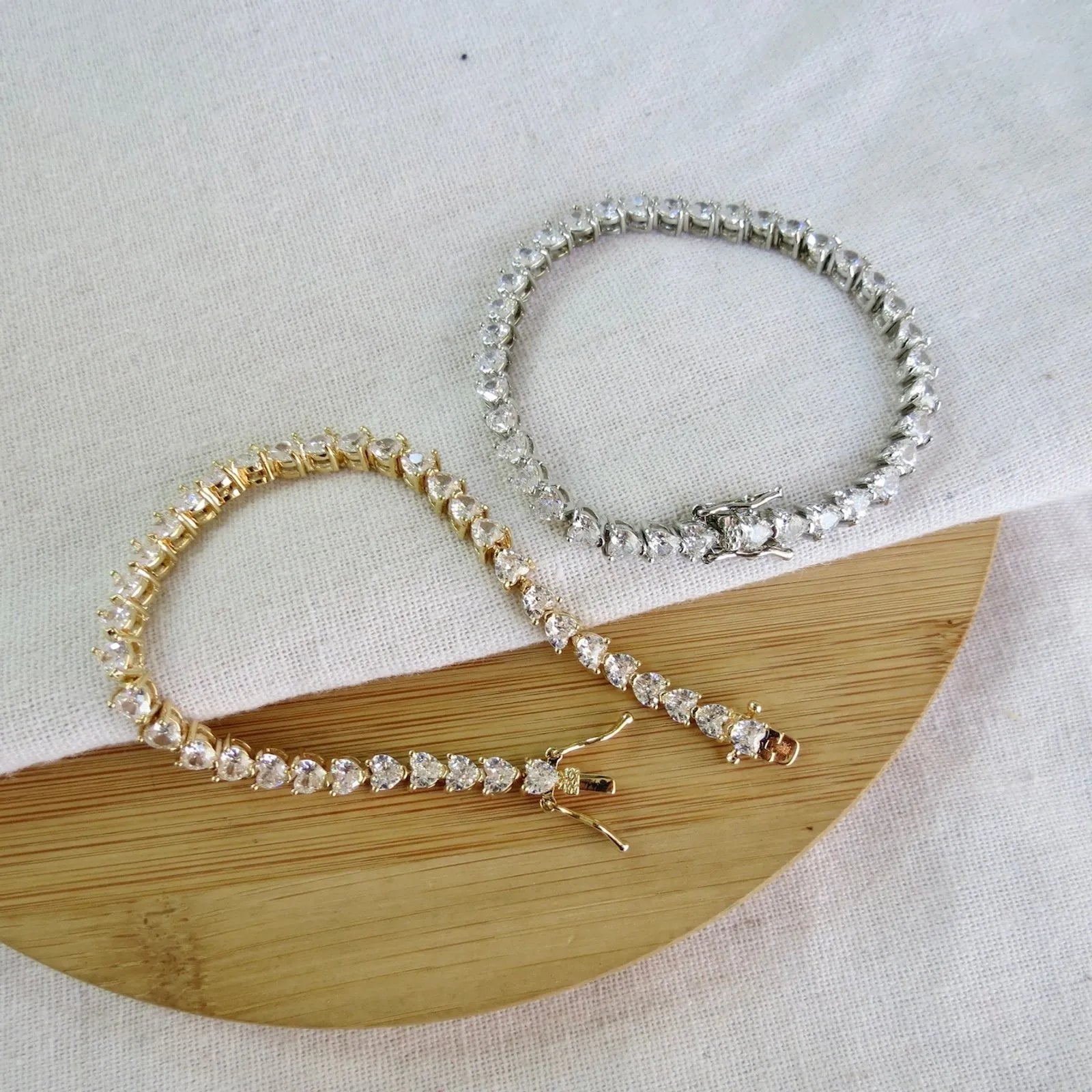 Pulseira Riviera Corações