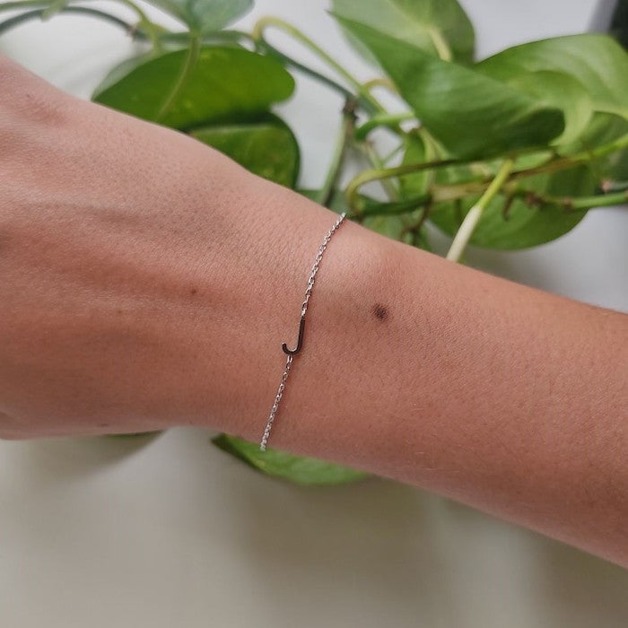 Pulseira Letra de Lado